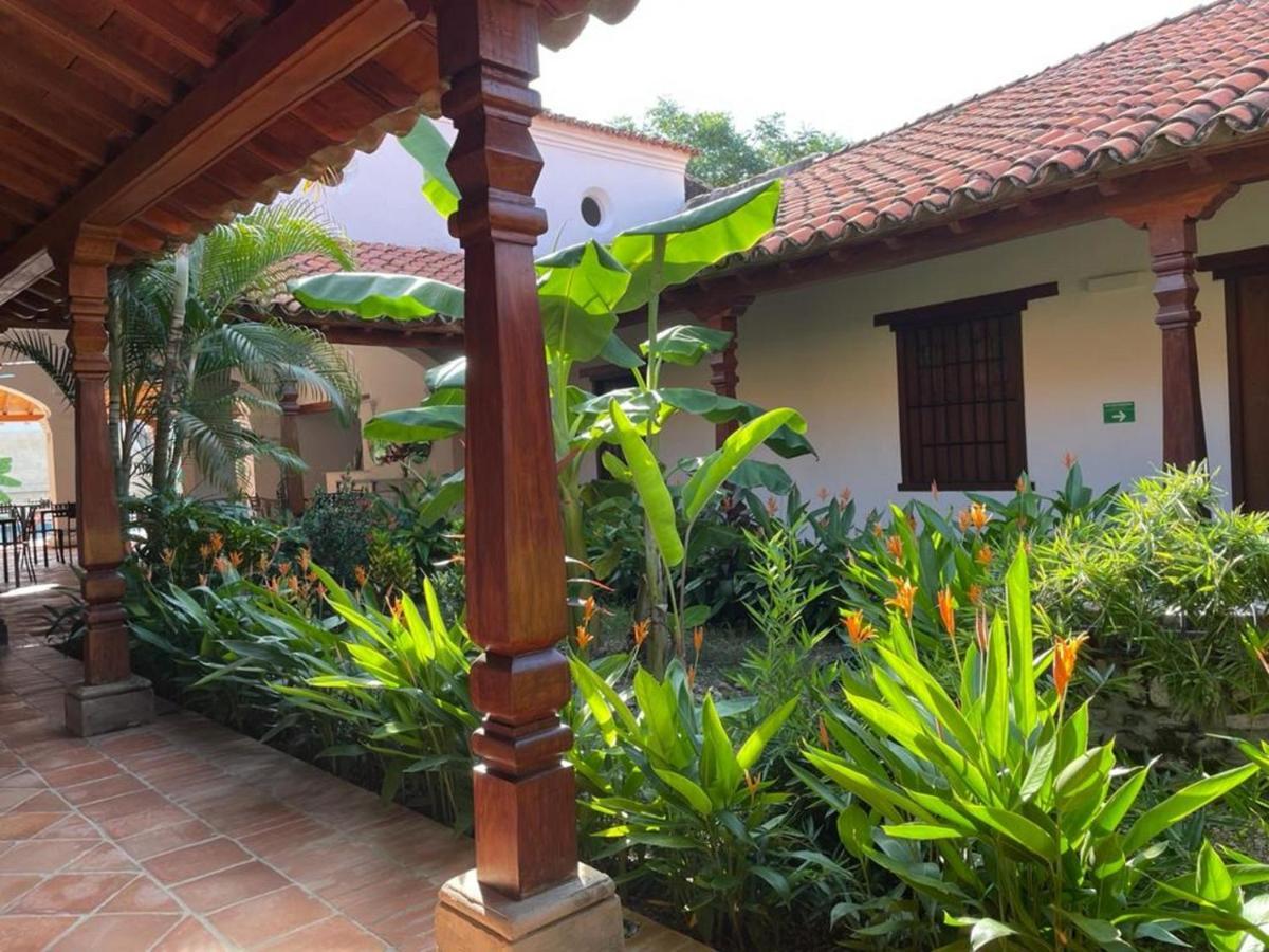 Karakali Boutique Hotel 몸포스 외부 사진