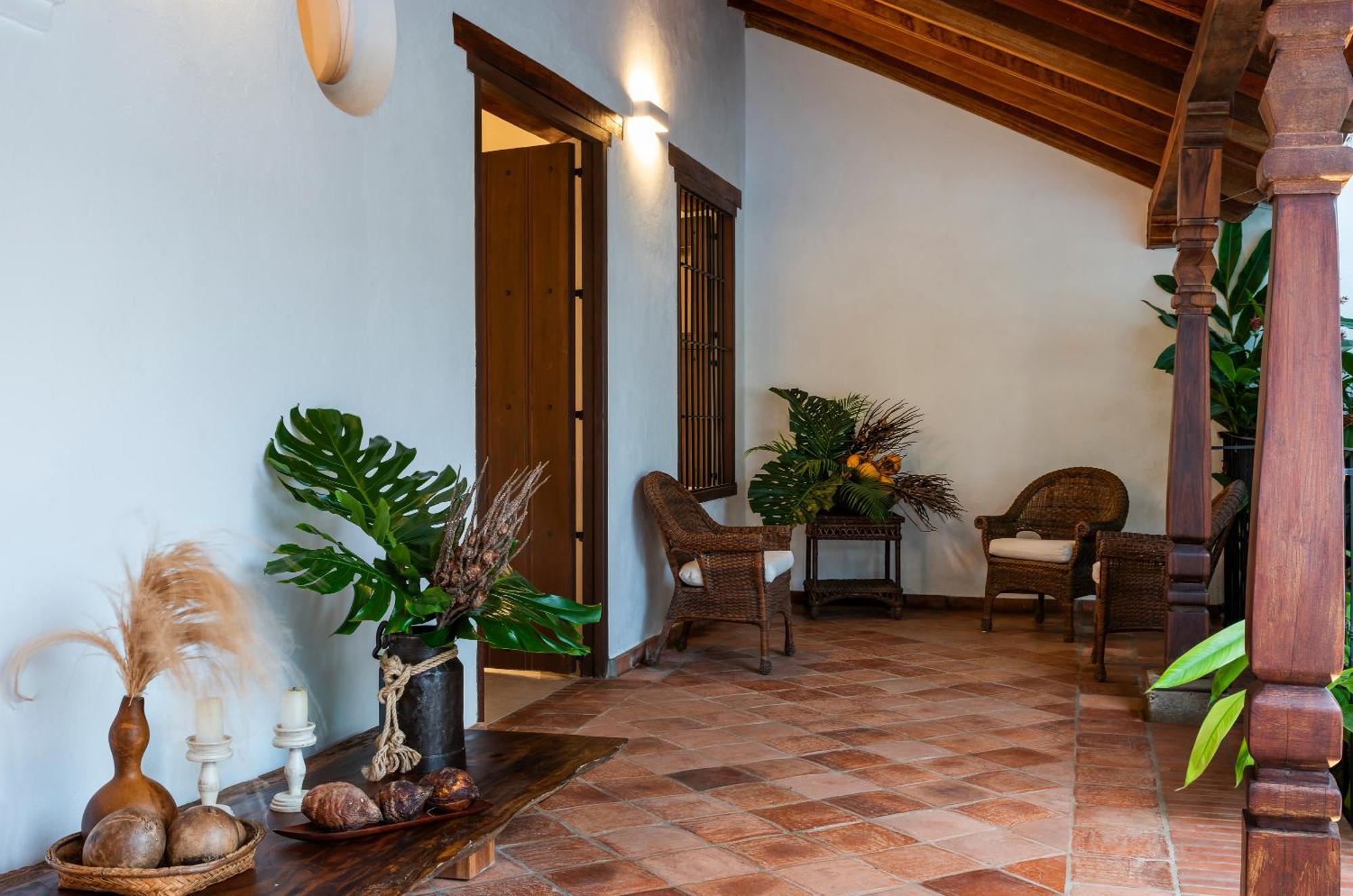 Karakali Boutique Hotel 몸포스 외부 사진
